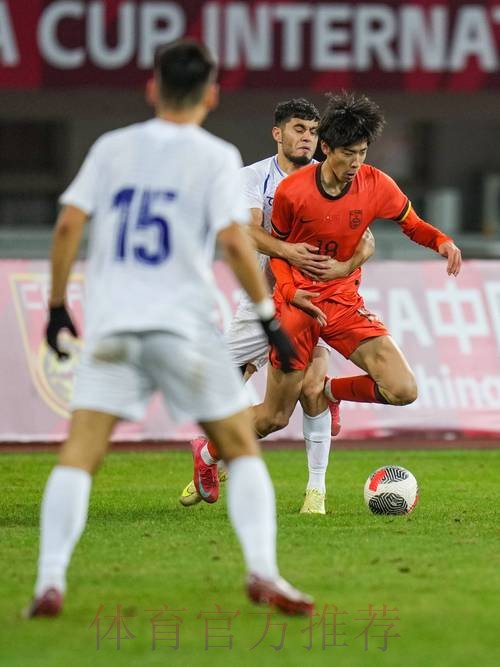 2025熊猫杯 - 中国U-22男足0比0战平乌兹别克斯坦队获亚军